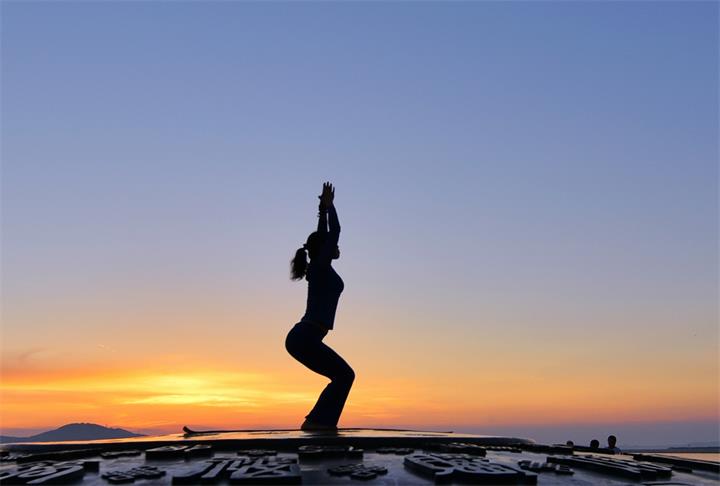 要么讀書(shū),要么健身（美文推薦）