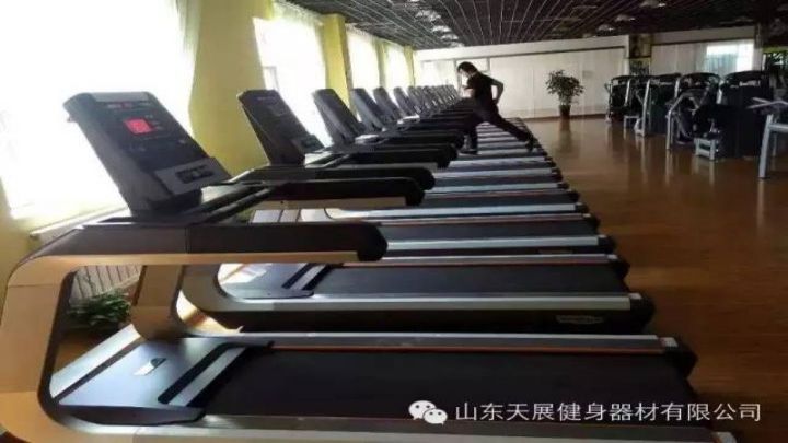 健身APP促進商家的服務(wù)轉(zhuǎn)型，推動健身行業(yè)轉(zhuǎn)型升級。