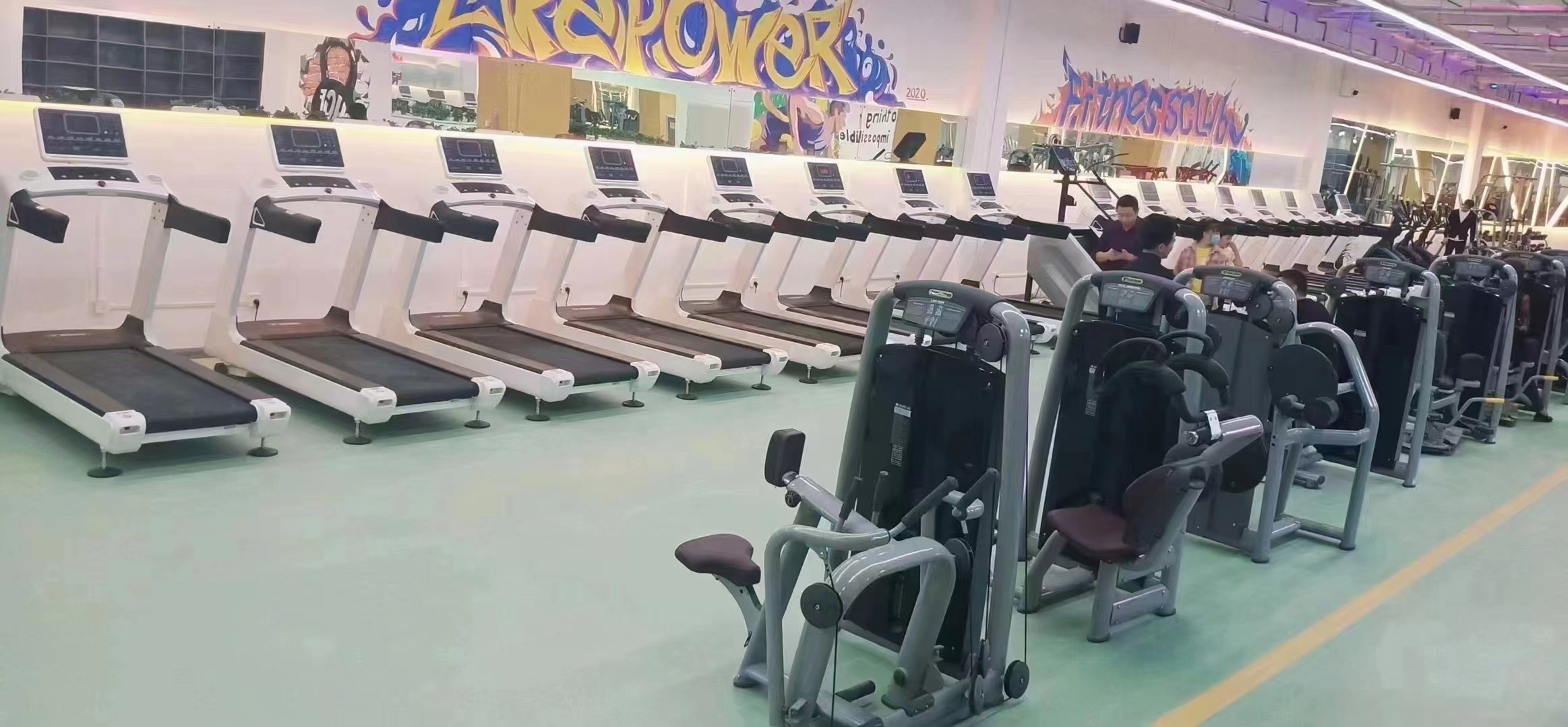 跑步機(jī)怎么跑步減肥效果好？看看跑步機(jī)健身正確的方法 