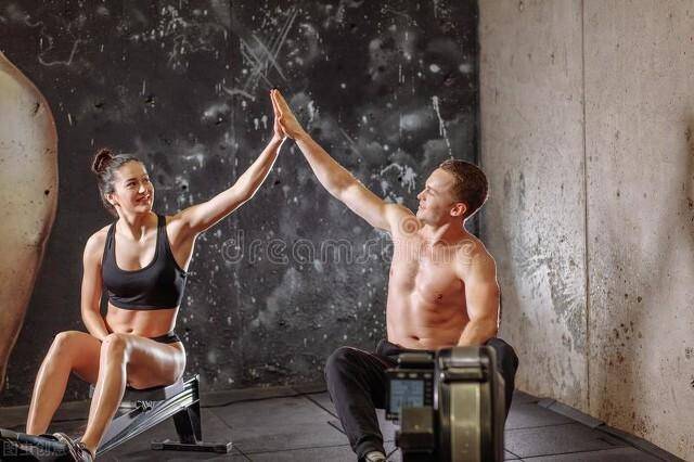 家里置辦一臺劃船機，可代替跑步機、健身車！而且還有4大好處 